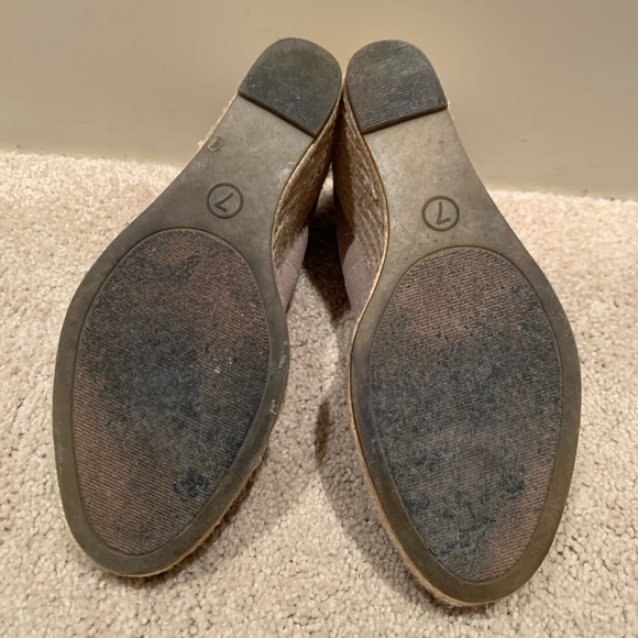 Merona brand wedge shoes - Picture 4 of 6